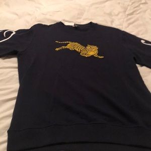 Men’s sweater